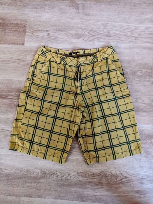 Calças de ganga e calções - Tamanho M