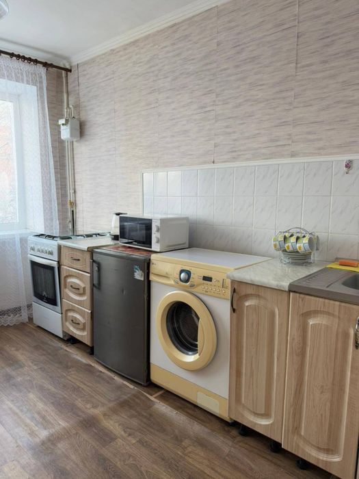 Подобова оренда  вул.РОМЕНСЬКА, АВТОВОКЗАЛ