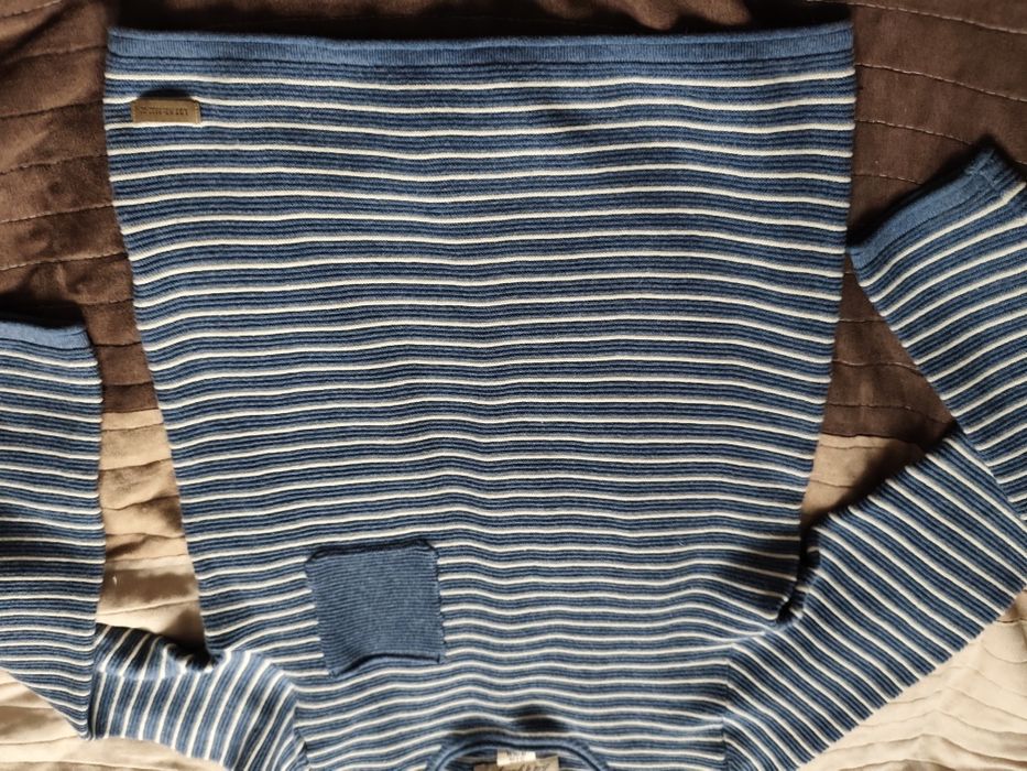 Sweter chłopięcy jak nowy z h&m r.134/140