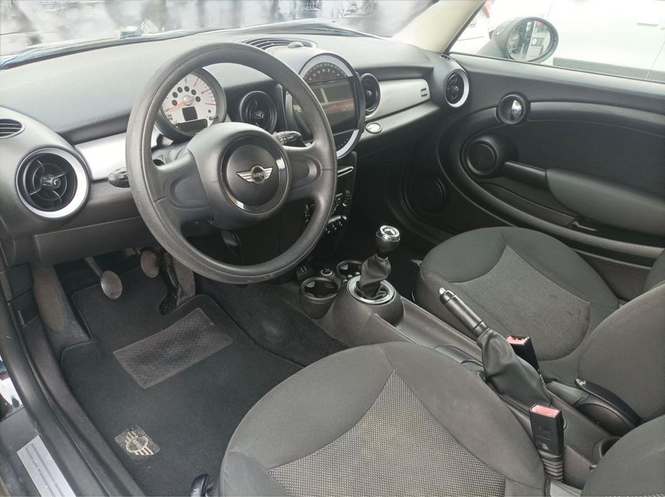 Mini cooper one 2013