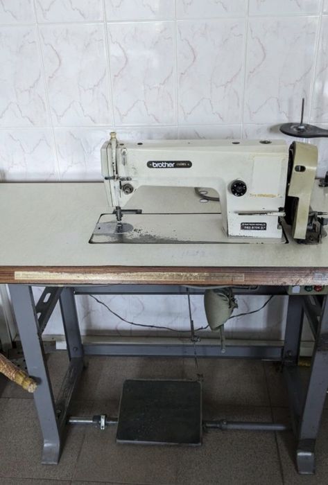 Машина швейная прямострочная Brother db2.