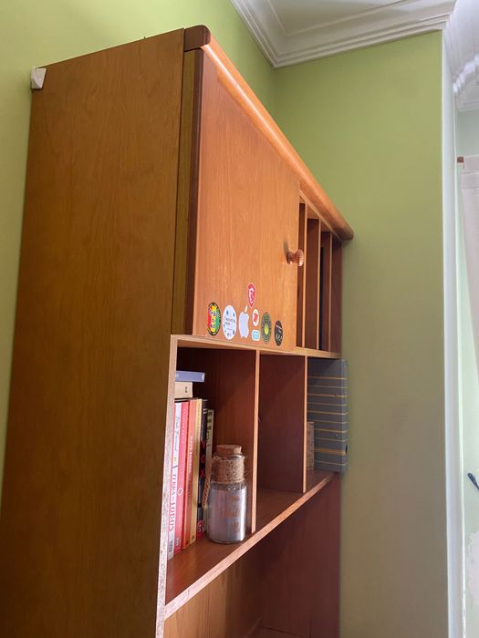 Armário com secretária