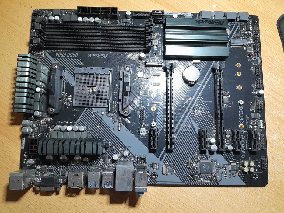 Материнська плата ASRock B450 Pro4 R2.0 s-AM4 B450