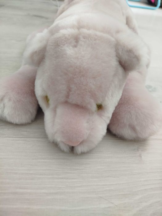 Peluche tigre lilás 40 cm comprimento