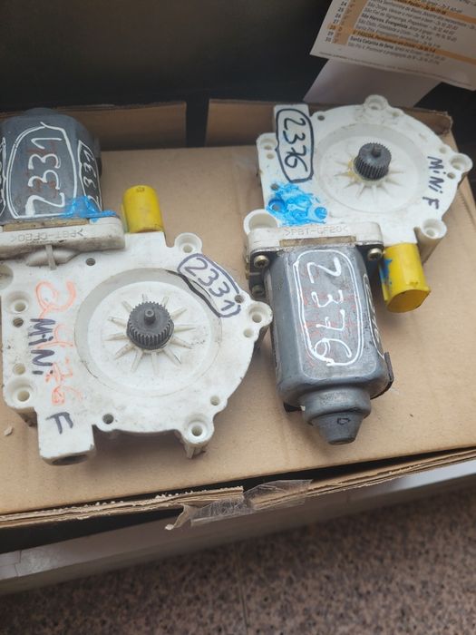 Vendo dois motores dos elevadores do mini cooper r50 2005  bom estado