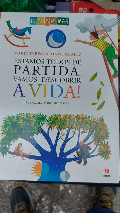 Livros Juvenis e do plano Ler+