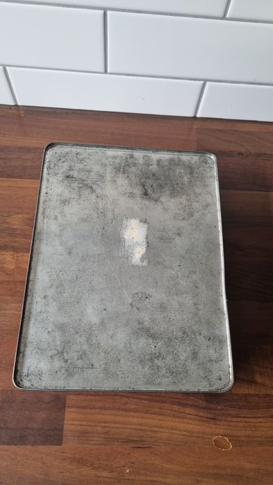 Metalowe pudełko po czekoladkach Goplana  lata 70 - te Vintage