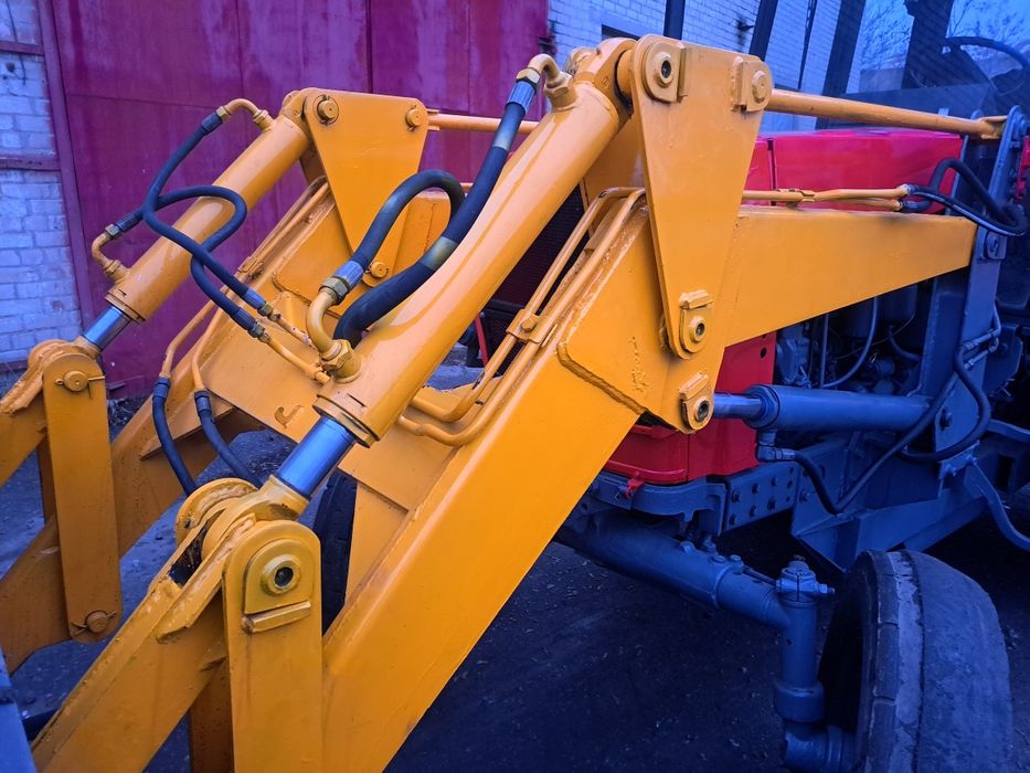 Екскаватор борекс эо2101 двигун мтз