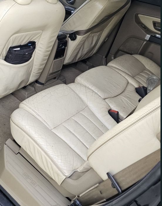 Машина Volvo XC90