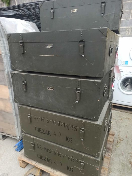 Skrzynia drewniana wojskowa solidna 85 x 49 x 34 cm