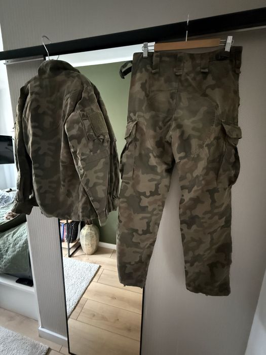 Mundur wojskowy polowy rozm.L