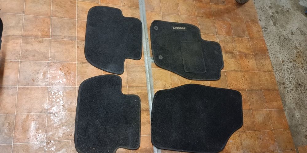 Dywaniki Peugeot 307 lift materiałowe