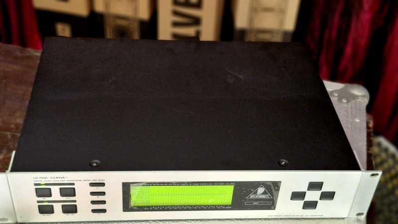 Behringer Ultra-Curve DSP 8000