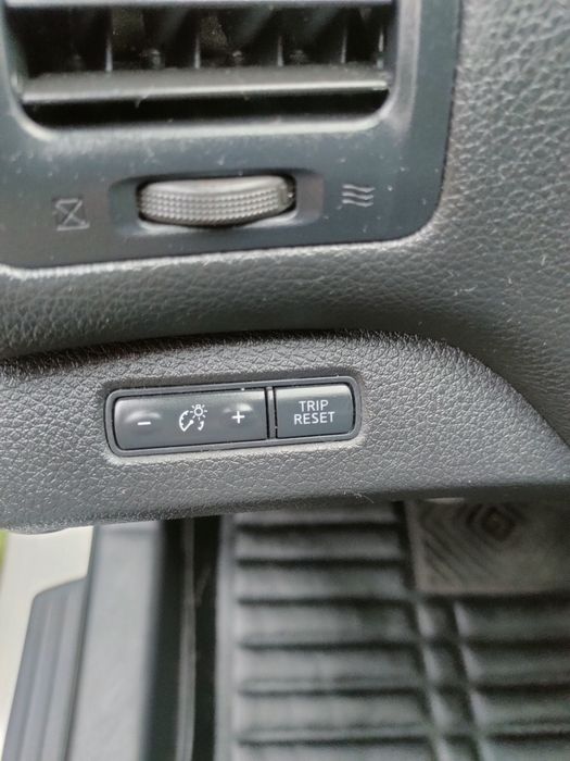 Продам Nissan ALTIMA 2016р.2.5 бензин