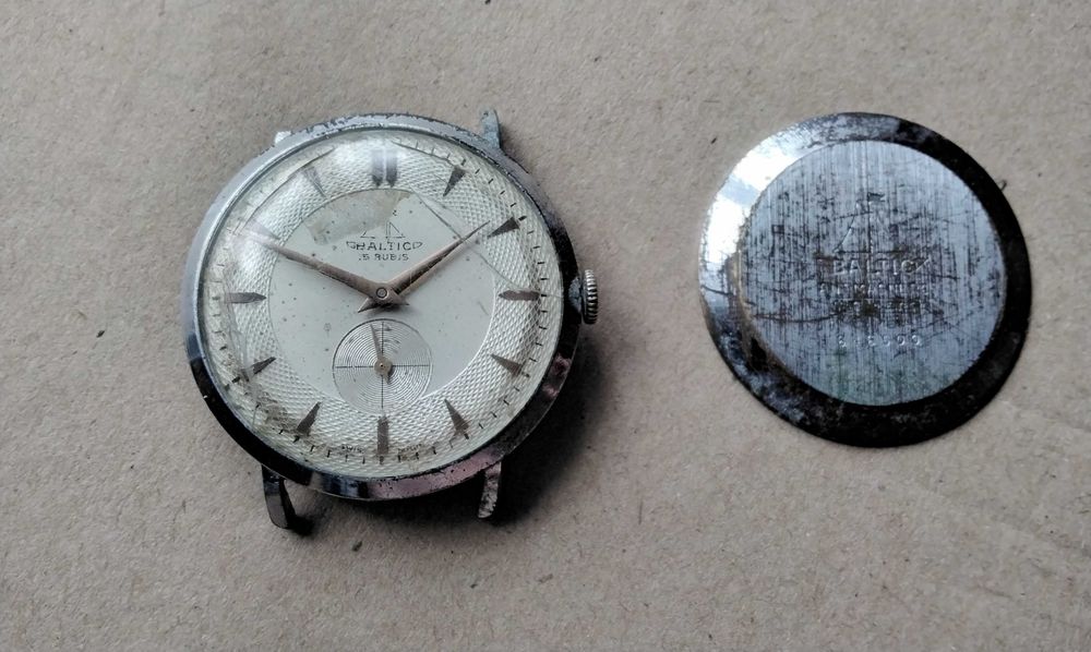 Годинник Baltic Ebauches Bettlach EB 1343