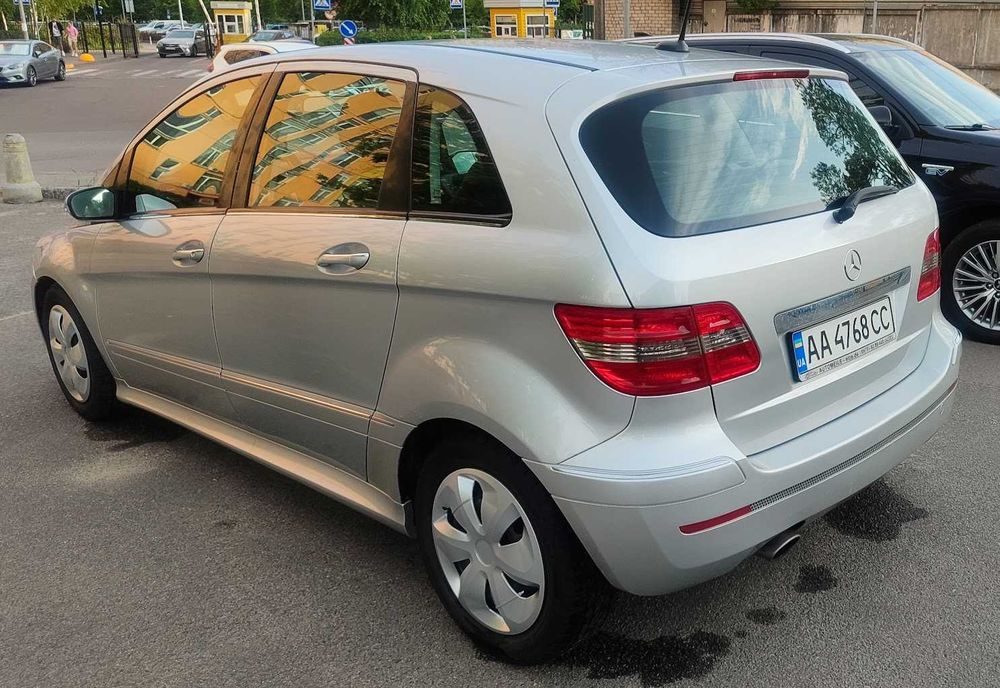 Оренда з викупом 3380грн./75$ в тиждень. Mercedes Benz B-200 2.0 2007р.в. ГАЗ/Бенз. АКПП(Автомат) Без застави Без обмежень Прокату немає