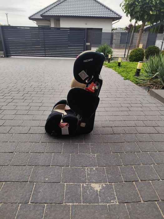 Fotelik samochodowy Recaro Young Sport