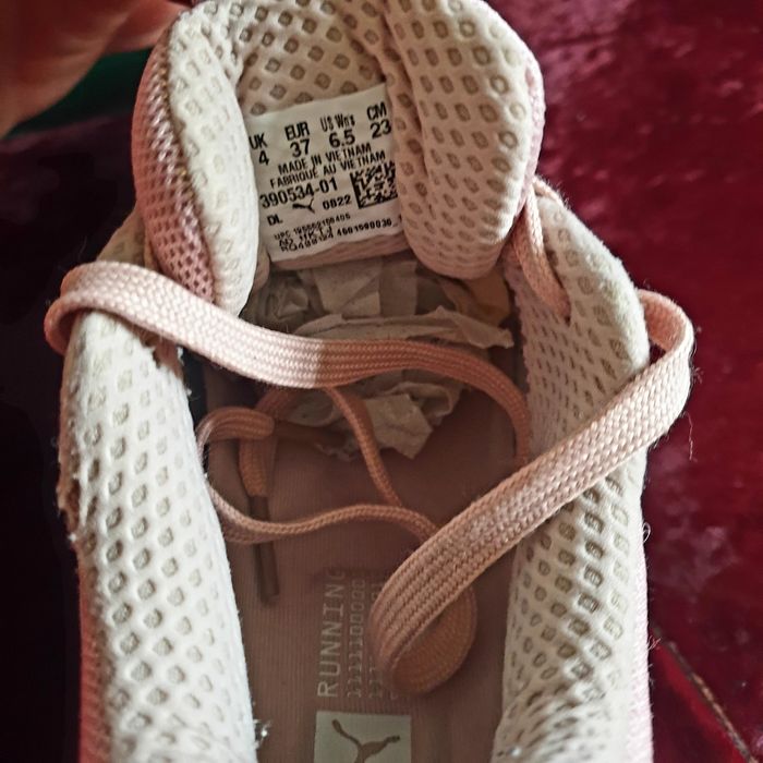 Жіночі яскраві кросівки Puma rs x cassia trinity