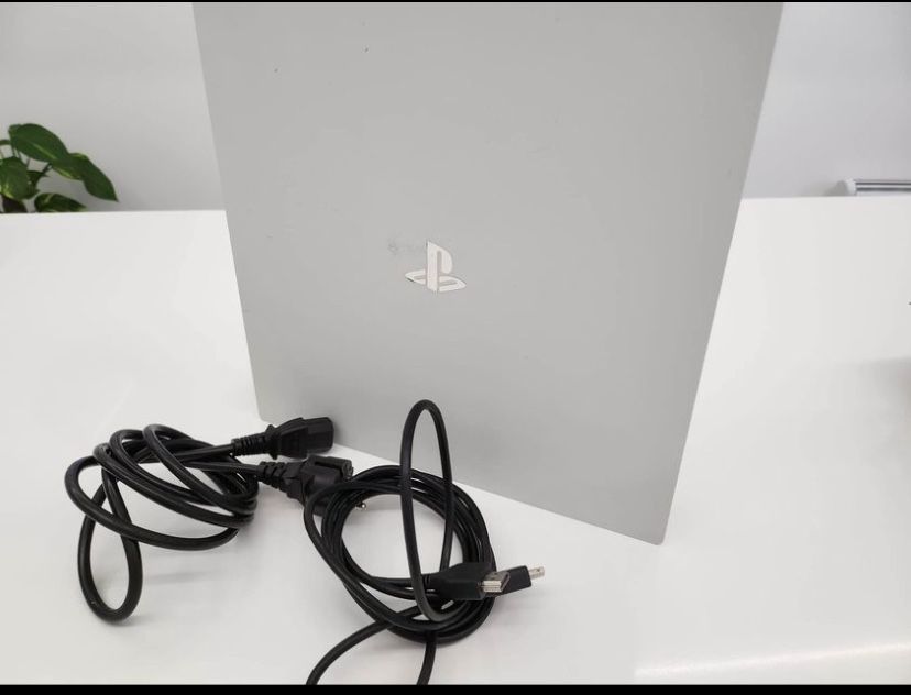 Play station 4 PRO Branca