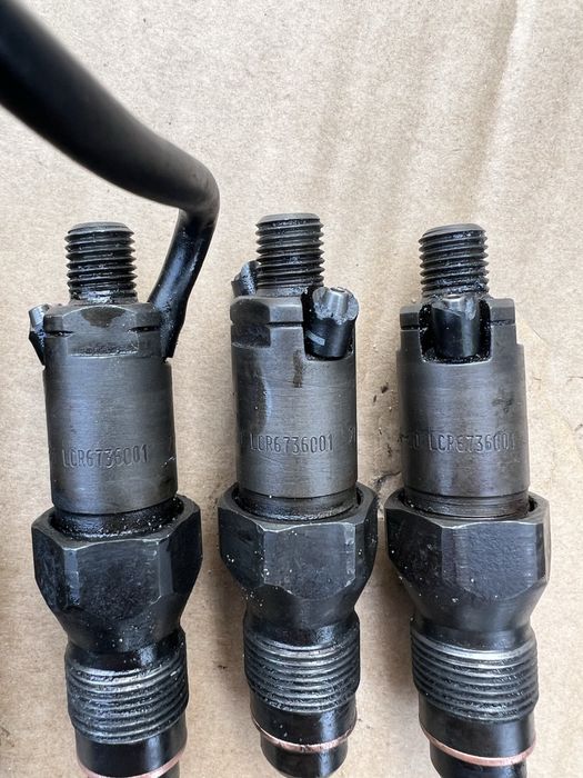 Komplet wtryskow wtryskiwaczy berlingo 1,9d psa