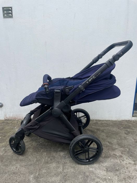 Trio Jané Muum + Ovo Matrix Light 2, com acessórios e base isofix