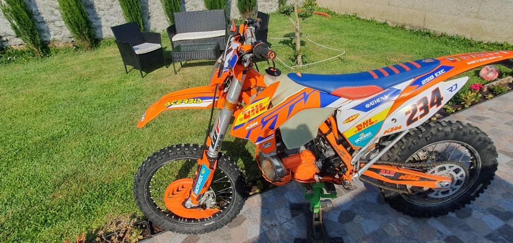 Ktm exc 250 six days 2t