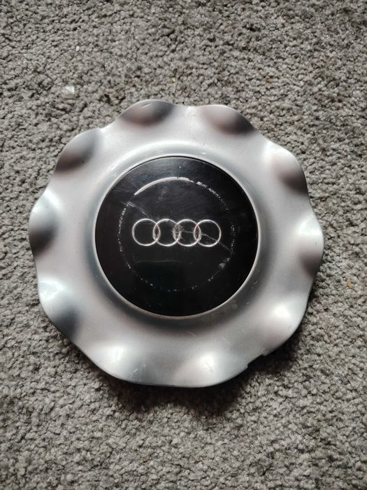 Dekielki alufelgi Audi 80 oryginał 4A0.601.165B na sztuki 893601165C