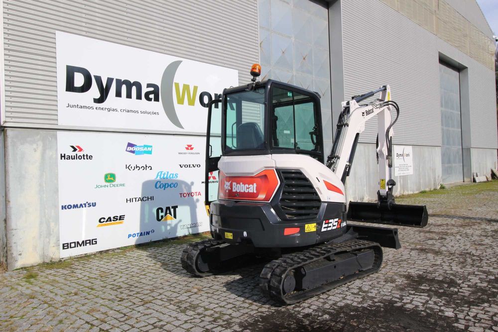 MInigiratória de Rastos escavadeira Bobcat E35 Z