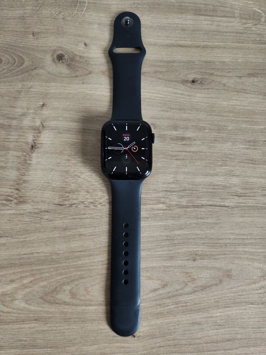 Apple watch series 8 GPS + cellular