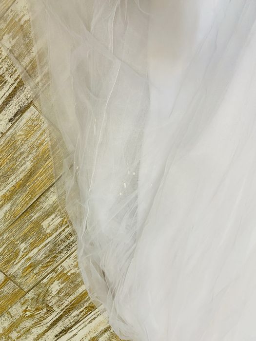 Весільна сукня