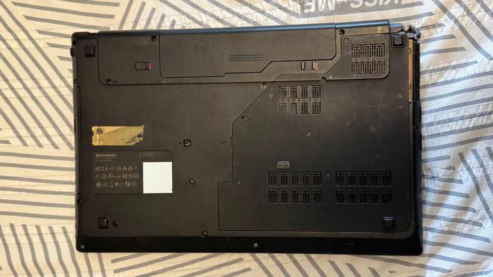 Ноутбук Lenovo g770