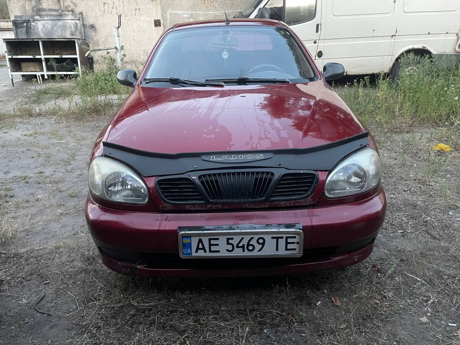 автомобиль деу сенс