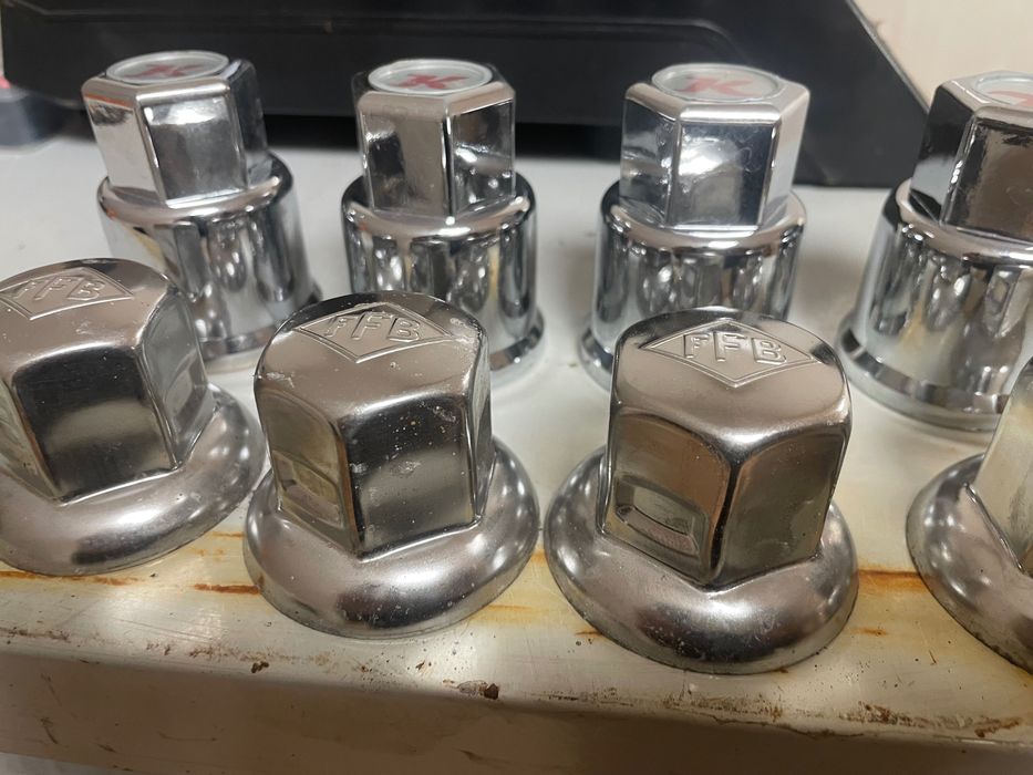 kołpak nakładka kapsel Alcoa 32 Feldbinder FFB Kassbohrer
