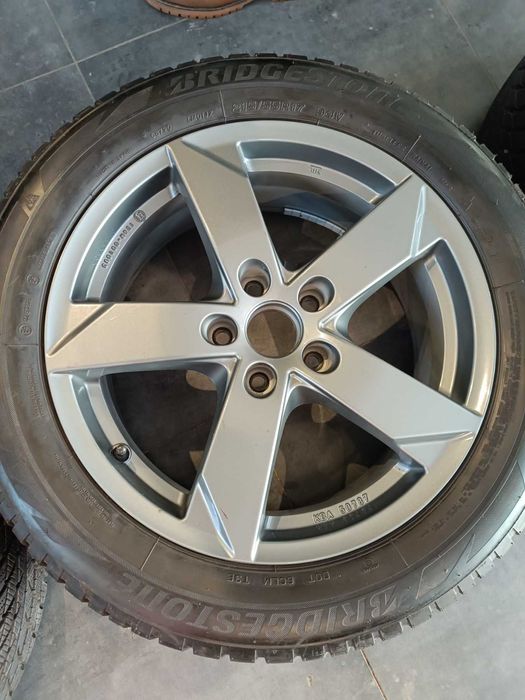 Комплект шини/диски Bridgestone 215*55 R17