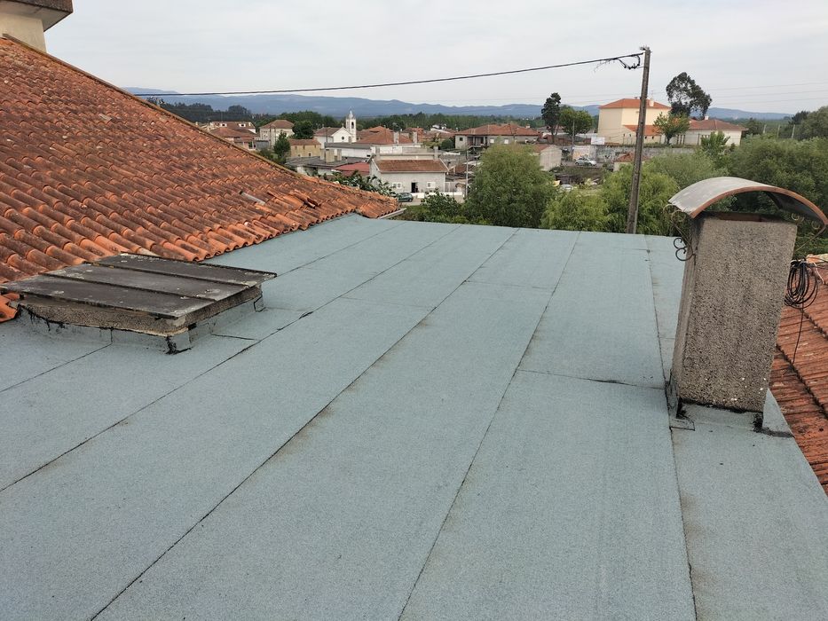 Isolamento de água com tela