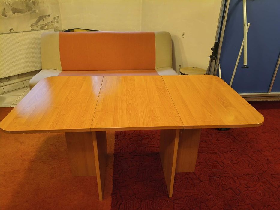 Super solidny stół z BRW rozkladany od 100 cm aż do  200 cm