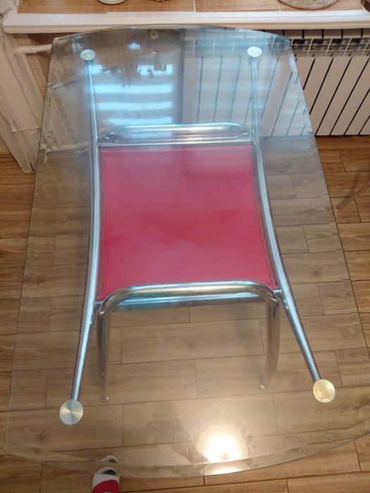 Скляний стіл прямокутний