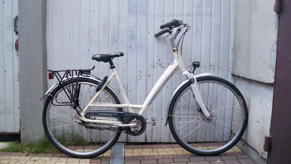 SPARTA Marathon 8.0 rama 53 cm. Aluminiowa  Nexus 8  Prądnica  miejski  koła 28