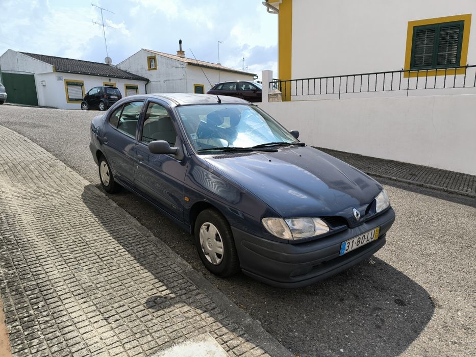 Mégane 1 a gasolina