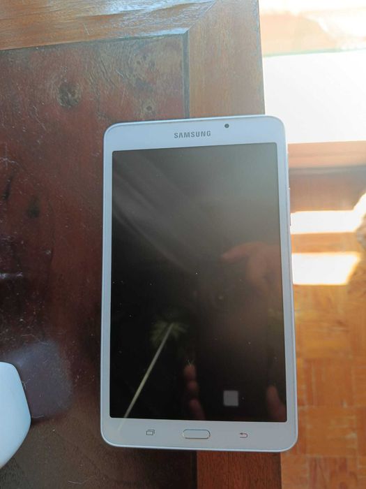 Galaxy Tab A (2016)491621126442864640