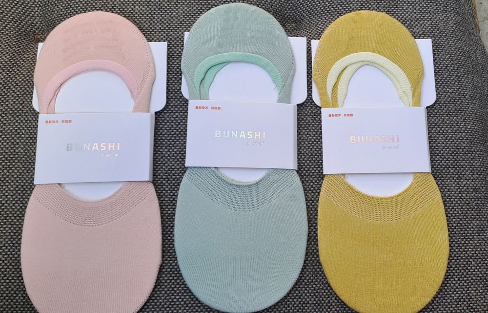 Шкарпетки жіночі різнокольорові