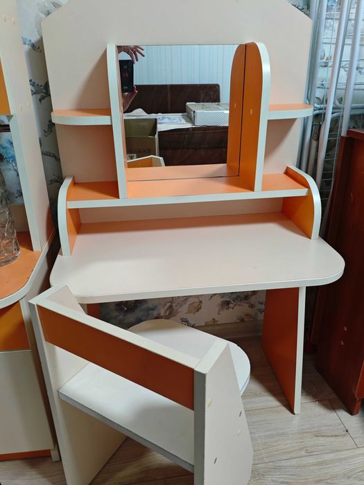 Ігровий набір дитячий. Дитяча кухня. Туалетний столик з стільчиком