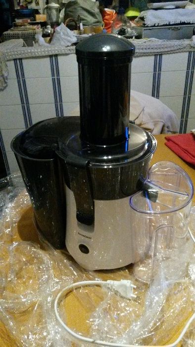 Maquina de sumos e batidos