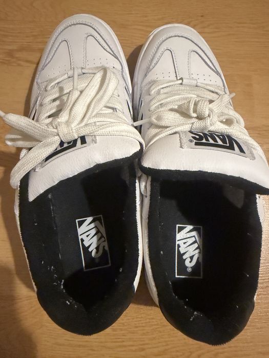 Saoatilha Vans em pele!!! Tamanho 42