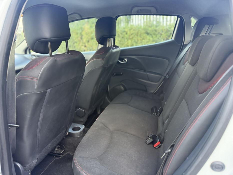 Renault clio 1.5 dci 5 lugares