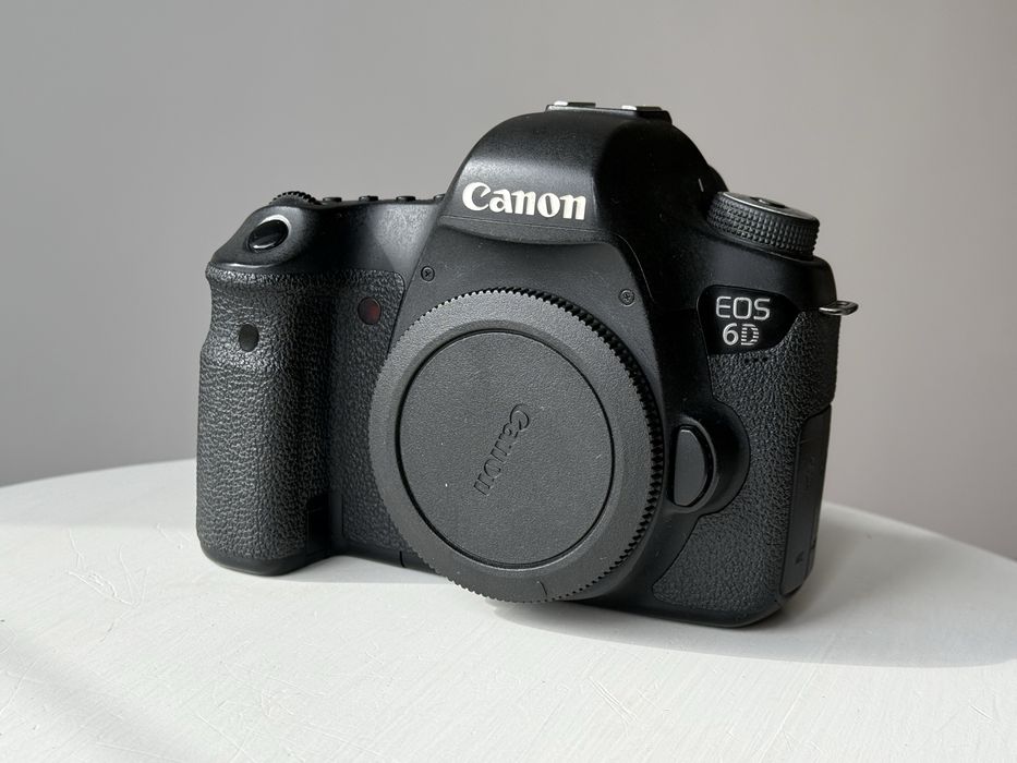 Камера Canon EOS 6D