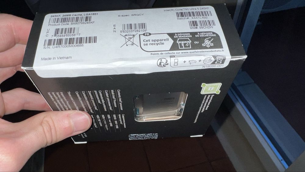 Intel Core Ultra 5 245KF Processor447462632640358403