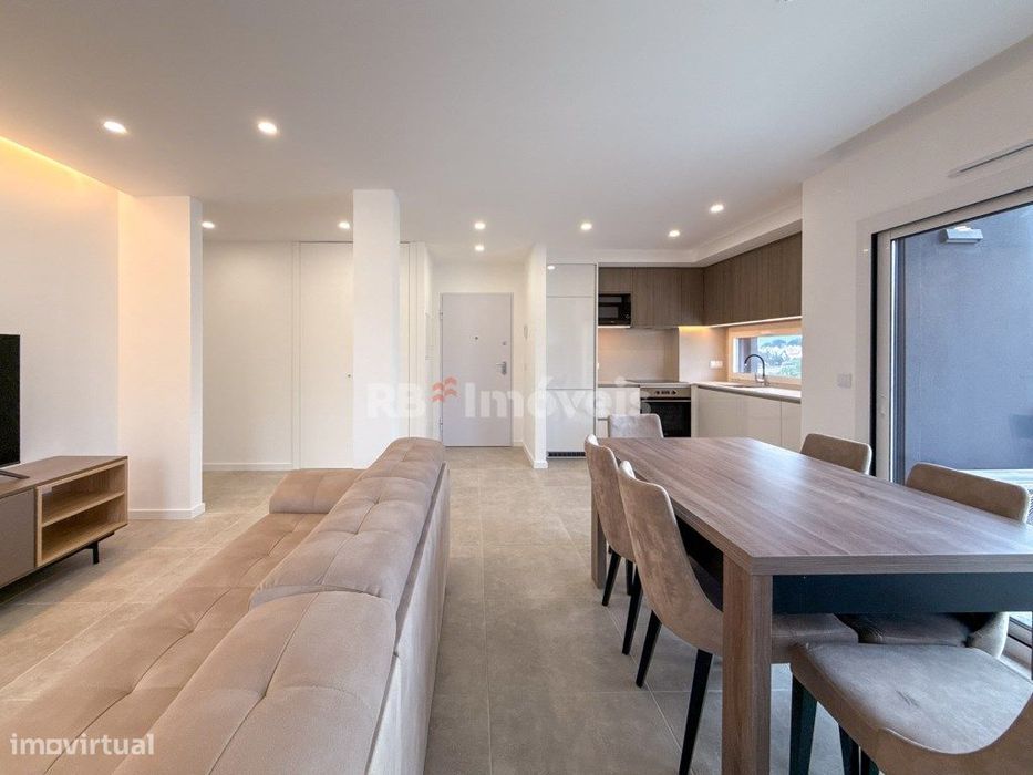 Apartamento T2 Novo c/ Elevador, Garagem e Varanda - Constância