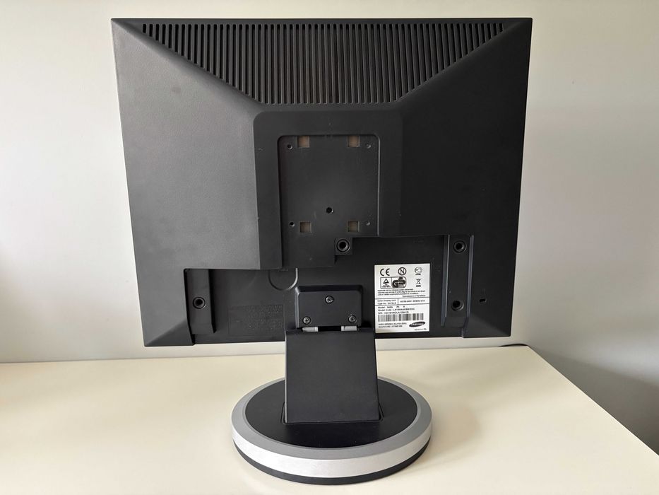 Monitor Samsung SyncMaster 940N