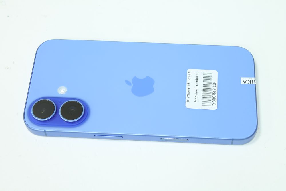 Мобільний телефон iPhone 16128GB